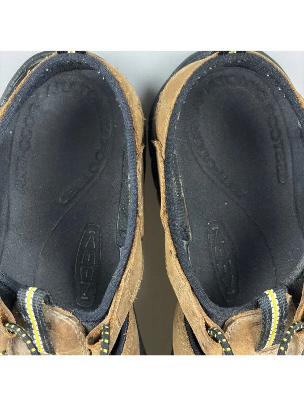 Keen Sarasota Leather Hiking Sandals Mens 9 Brown Bungee Lace Closed Toe